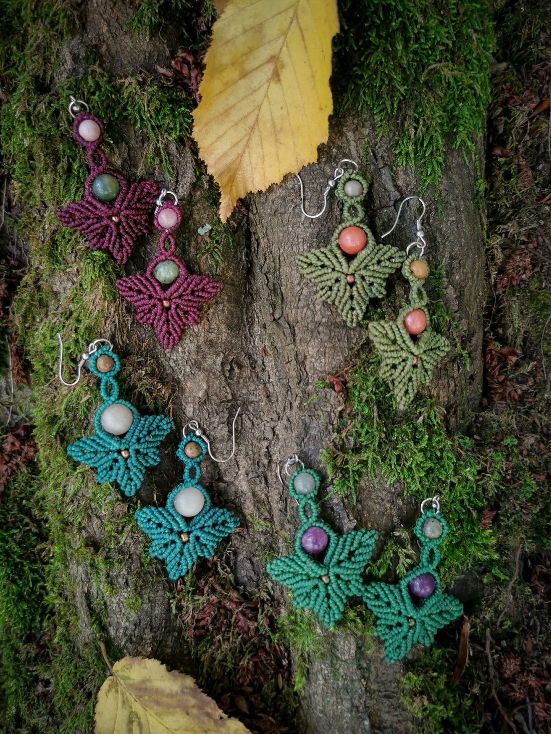 Cercei micromacrame boho cu frunze - Autumn winds - bijuterii - cercei - cercei din pietre semiprețioase - Artynos.ro