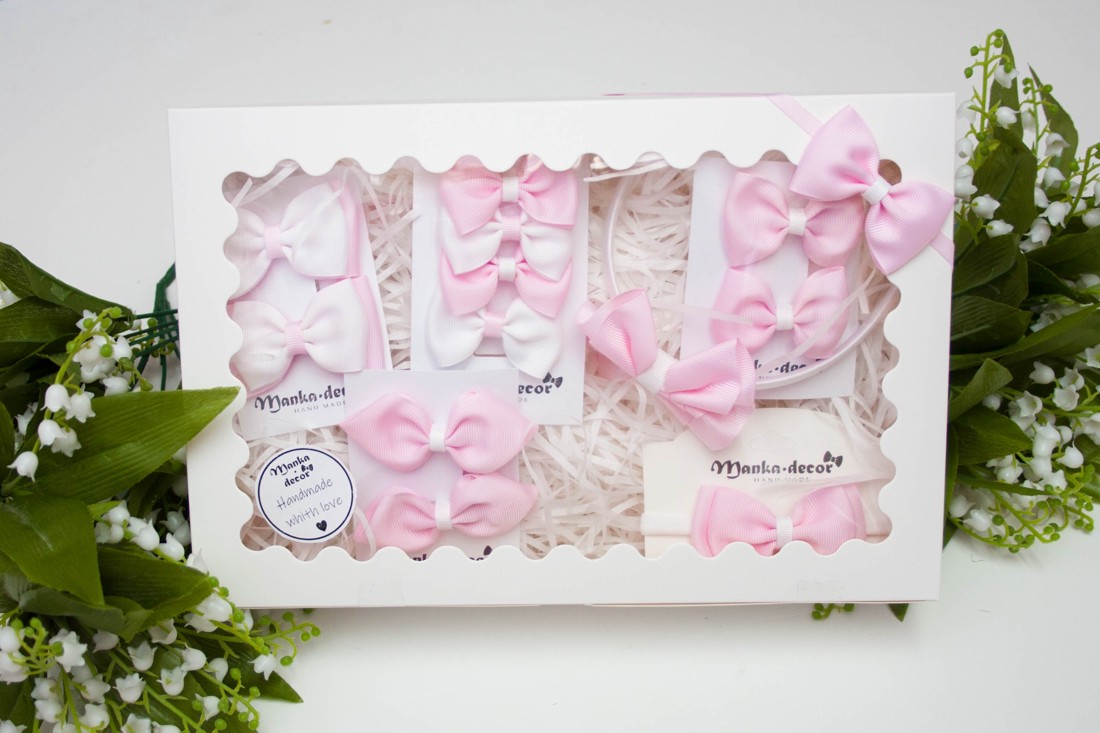 Pachet cadou cu trusă de coafat - roz deschis - îmbrăcăminte și modă - accesorii păr - bandă de păr și agrafe păr - Artynos.ro