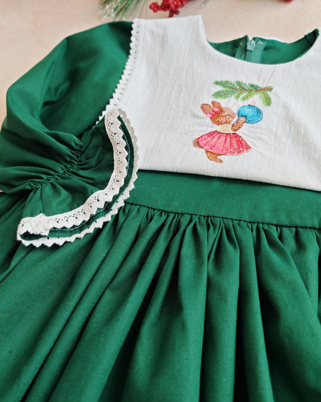 Rochie Fetita Verde Brodata - îmbrăcăminte și modă - haine bebeluși și copii - rochii fetițe - Artynos.ro