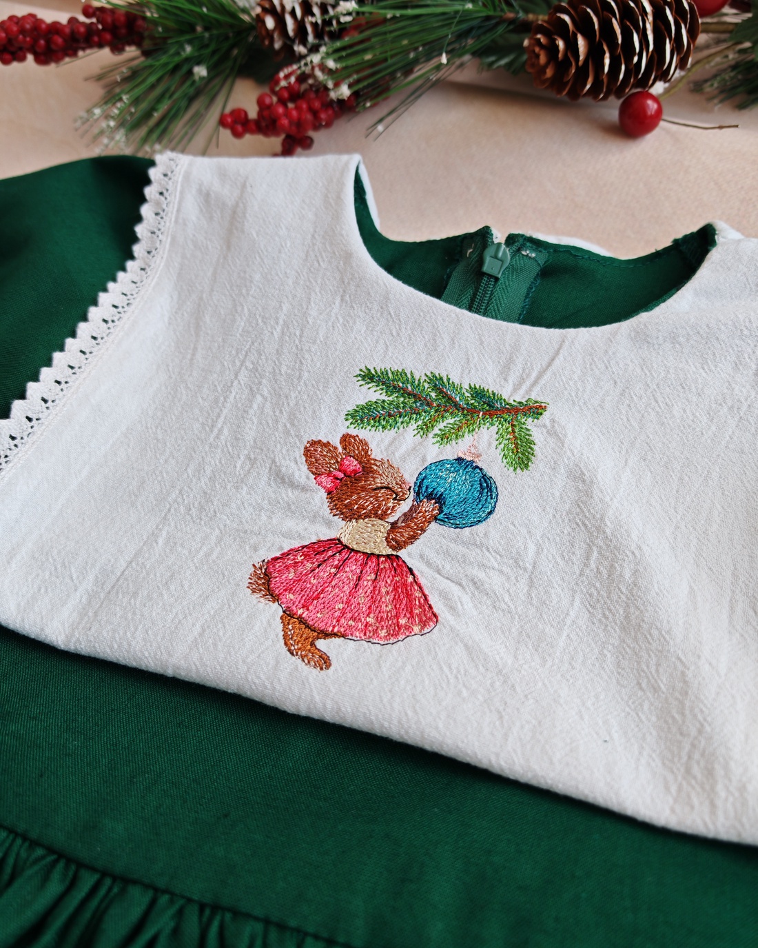 Rochie Fetita Verde Brodata - îmbrăcăminte și modă - haine bebeluși și copii - rochii fetițe - Artynos.ro