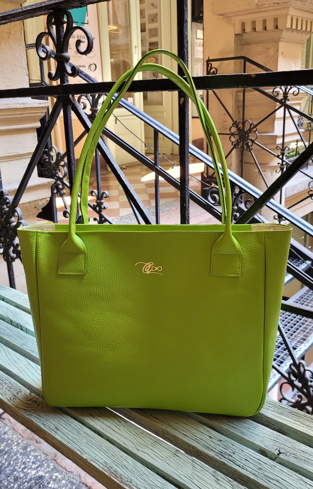 Kiwi verde pentru muncă - marhabőr shopper -  - Artynos.ro