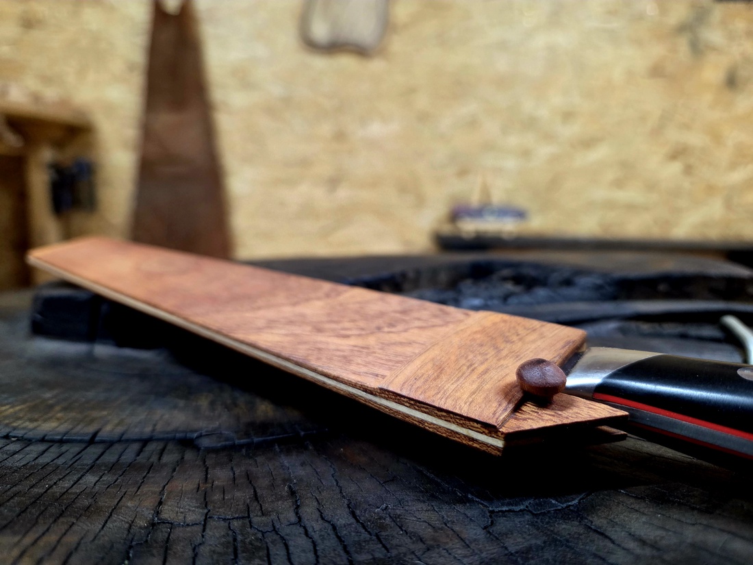 Saya lemn de mahon  - casă & stil de viață - echipamente de bucătărie - accesorii de servire - boluri și farfurii - Artynos.ro