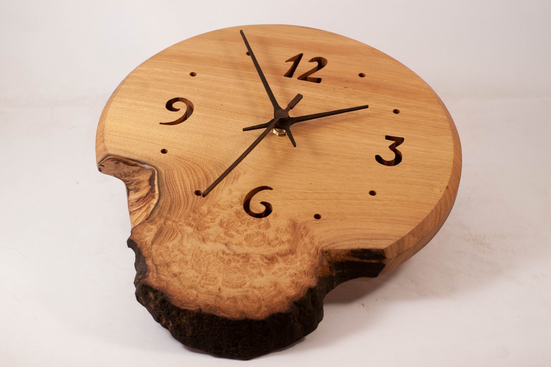 Ceas de perete din lemn, ceas rustic din lemn,  - casă & stil de viață - decorațiuni de casă - decorațiuni de pereți - ceasuri de perete - Artynos.ro