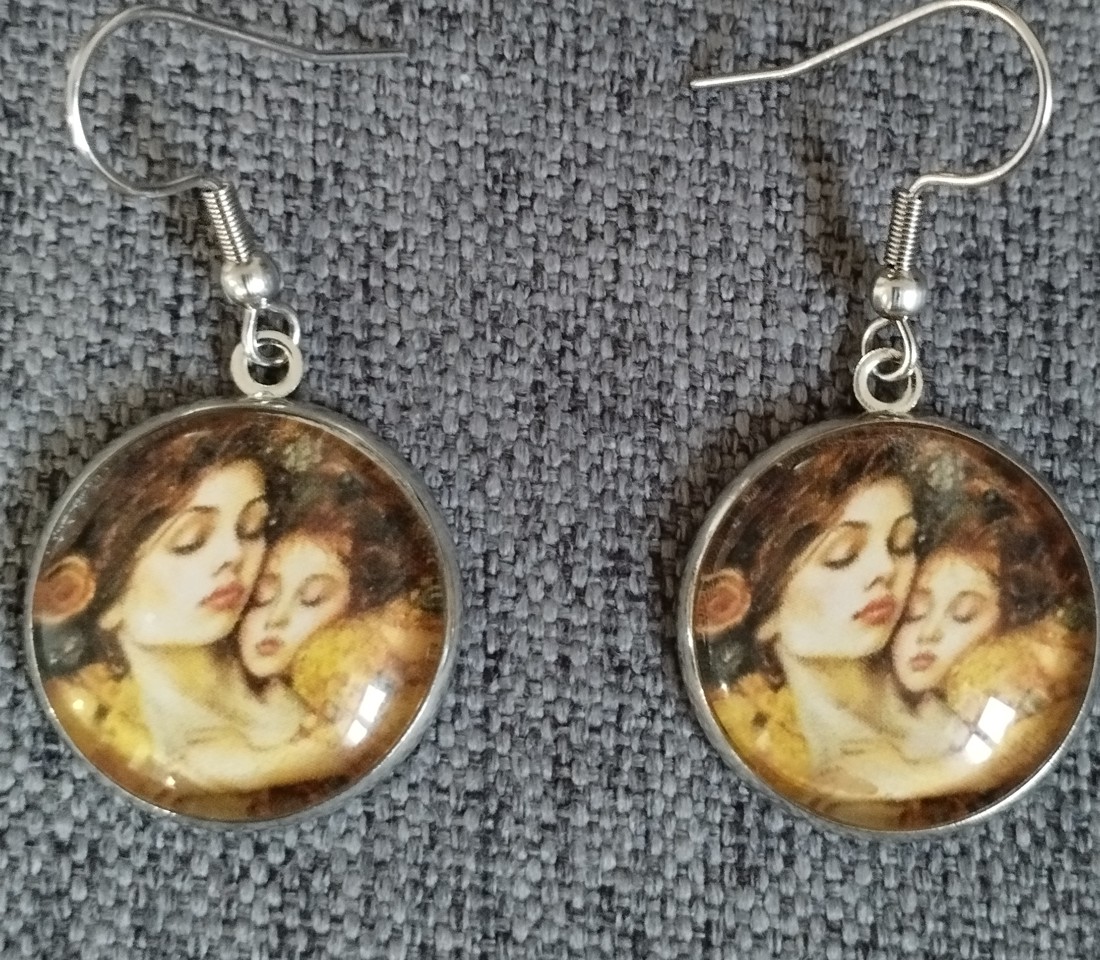 Cercei inspirați de Klimt cu accesorii medicale din oțel -  - Artynos.ro