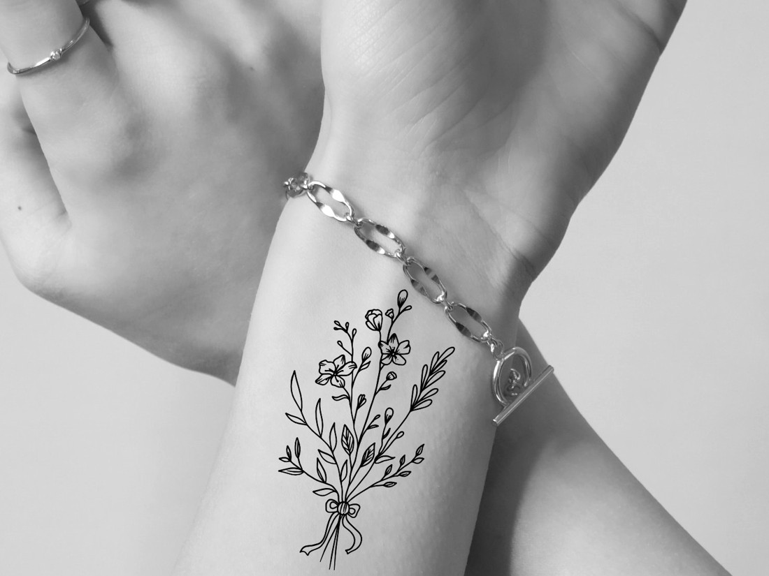 Tatuaj temporar lavabil Floral (1 foaie - 4 bucăți) - - Artynos.ro Tatuaj temporar lavabil Floral (1 foaie - 4 bucăți) - - Artynos.ro