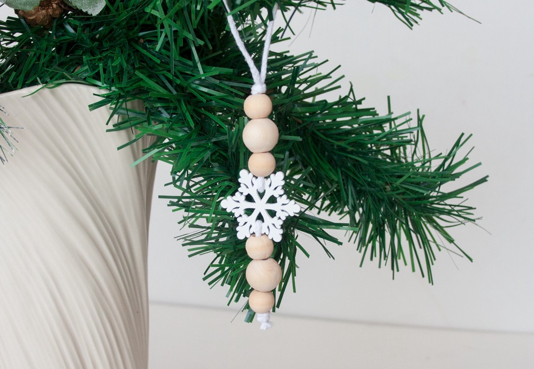 Ornamente din lemn pentru pomul de Crăciun 8 bucăți - Mistletoe -  - Artynos.ro