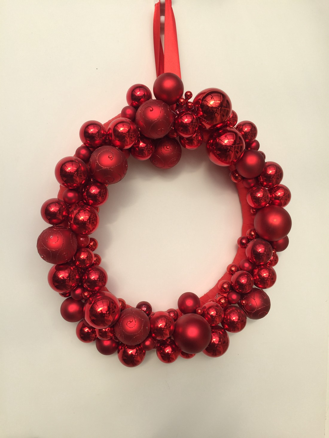 Red Giant advent decorare ușă cu sfere, dimensiune gigant: 80cm -  - Artynos.ro