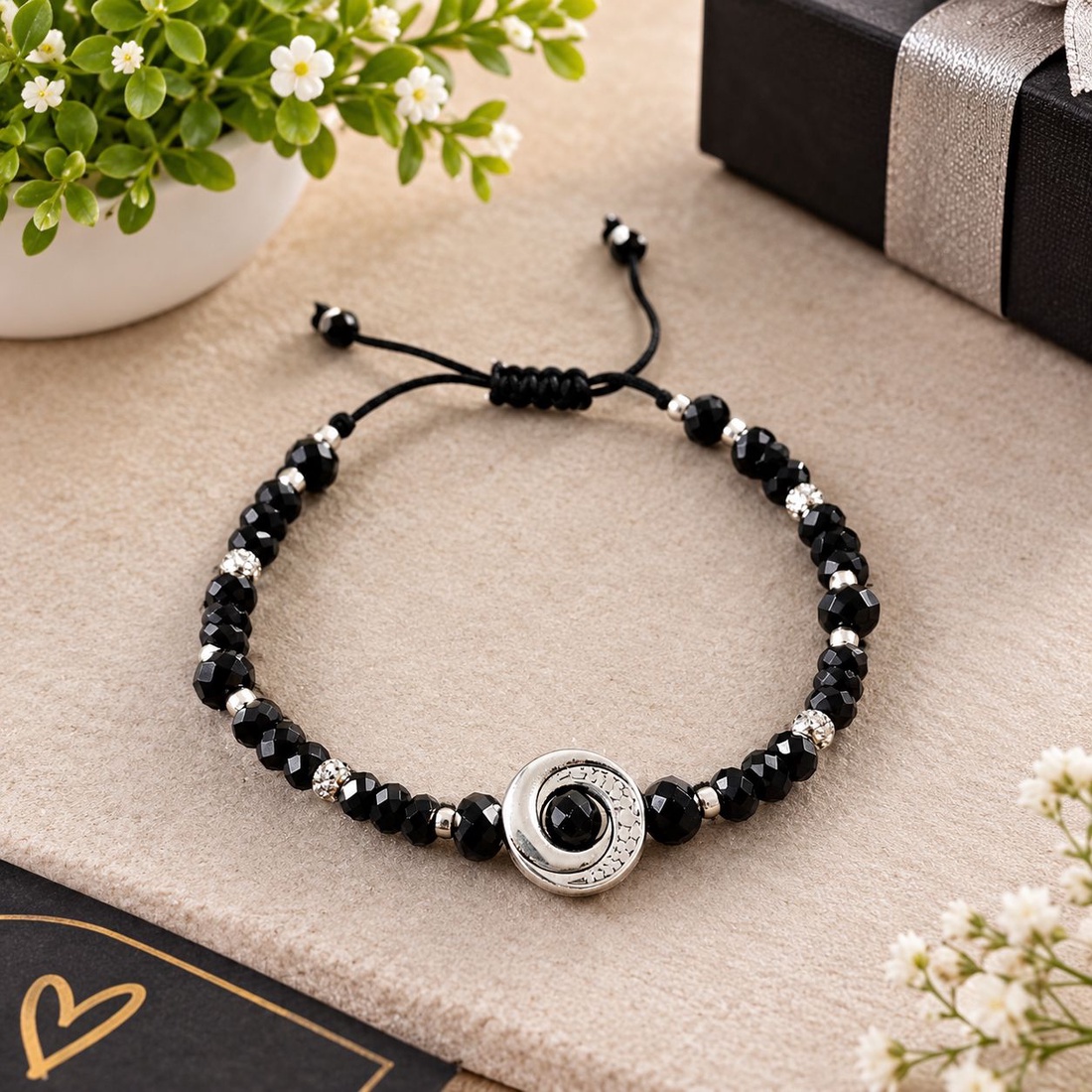 Brățară cu mărgele negre fațetate și link elegant - bijuterii - brățări - brățări din mărgele - Artynos.ro
