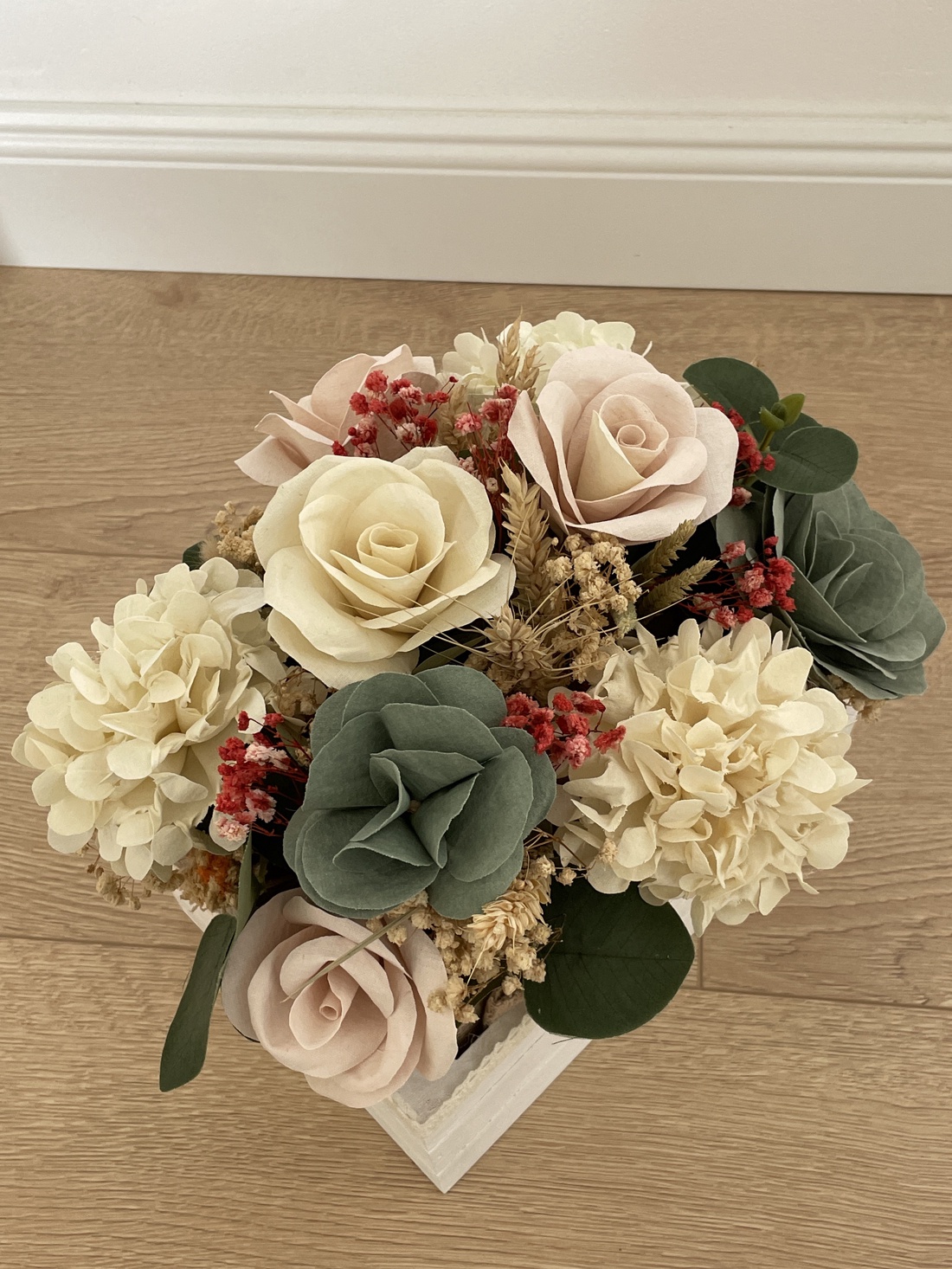 Aranjament floral  - casă & stil de viață - decorațiuni de casă - accesorii florale - cutii cu flori - Artynos.ro