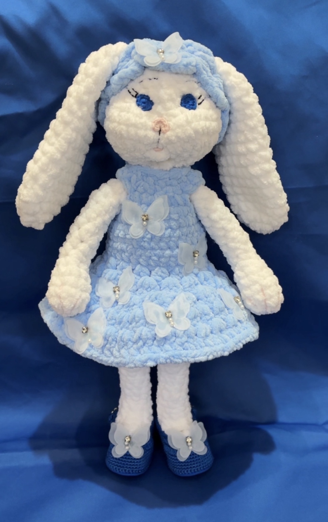 Iepuraș croșetat  - jucării și echipamente pentru copii - plușuri - iepure de pluș - Artynos.ro