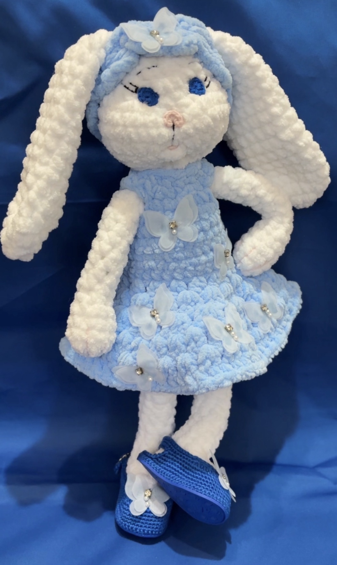 Iepuraș croșetat  - jucării și echipamente pentru copii - plușuri - iepure de pluș - Artynos.ro