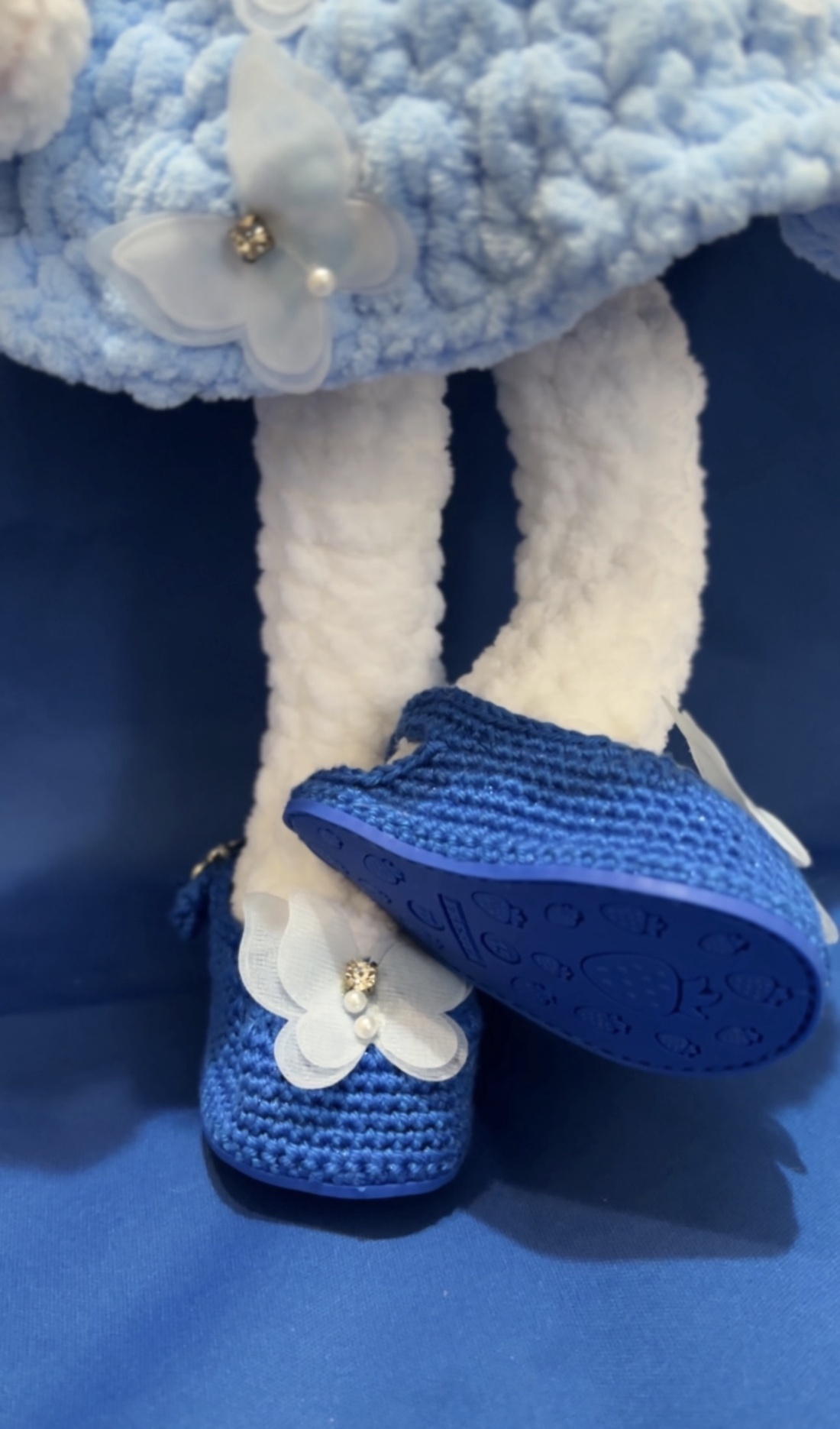 Iepuraș croșetat  - jucării și echipamente pentru copii - plușuri - iepure de pluș - Artynos.ro