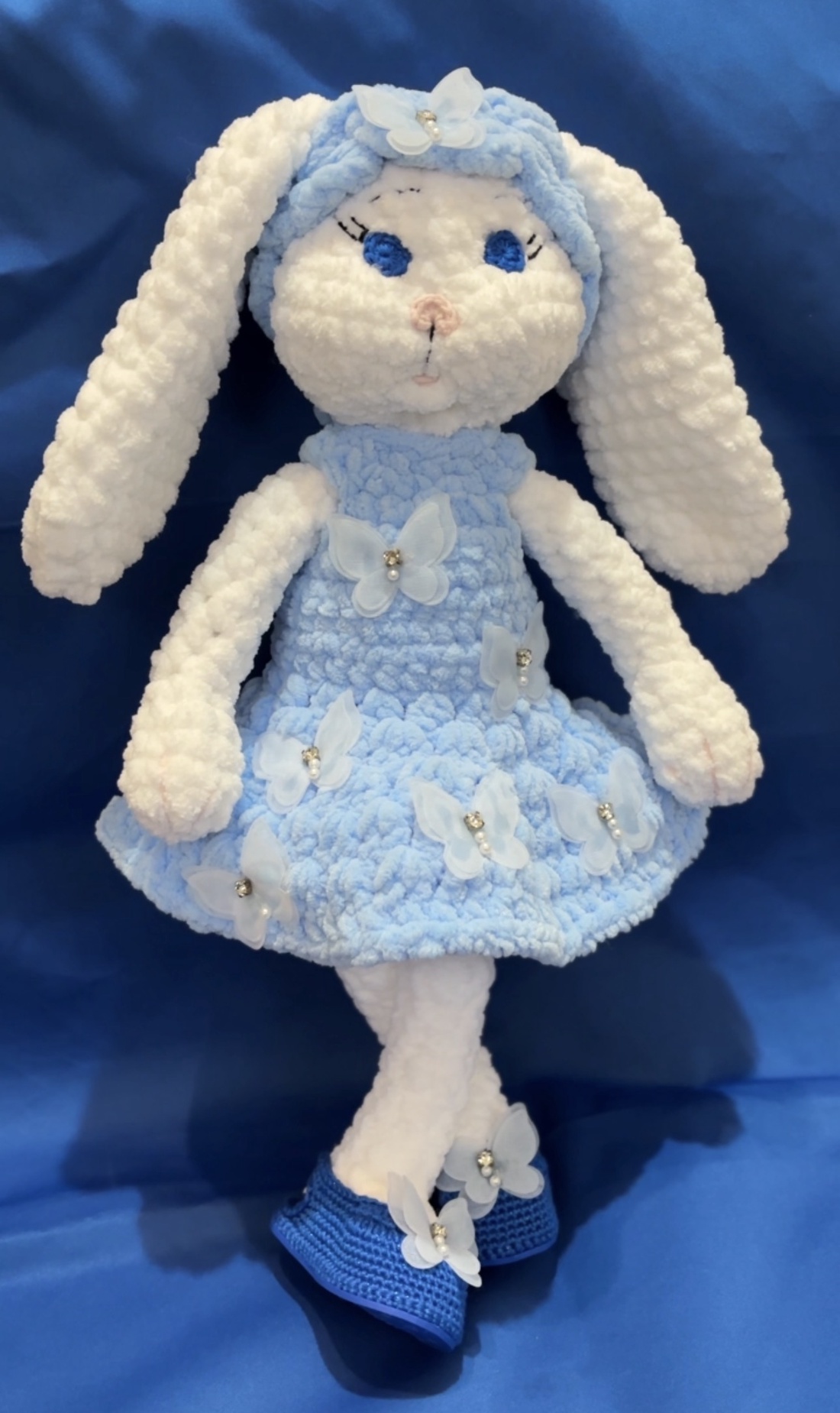 Iepuraș croșetat  - jucării și echipamente pentru copii - plușuri - iepure de pluș - Artynos.ro