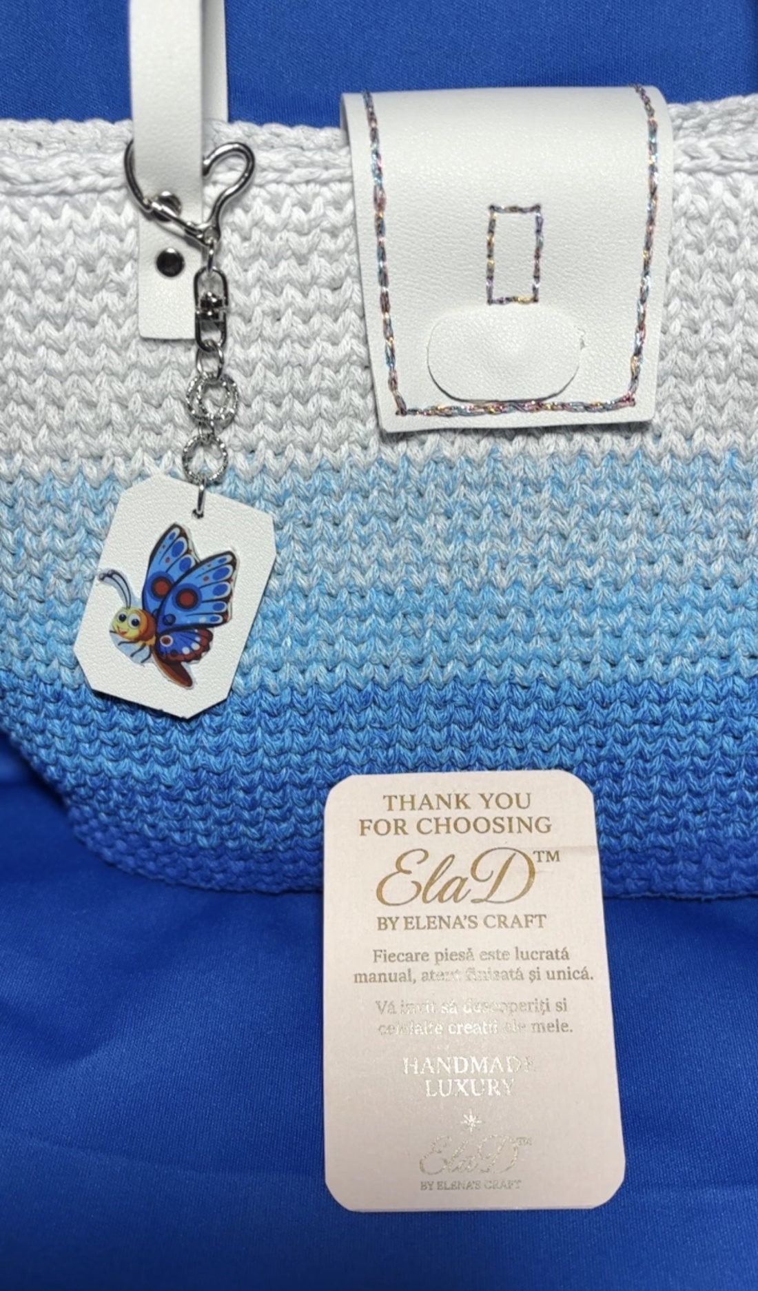 Geanta crosetata handmade ElaD albastru degrade eleganta dama - genți și portofele - accesorii genți - breloc - Artynos.ro