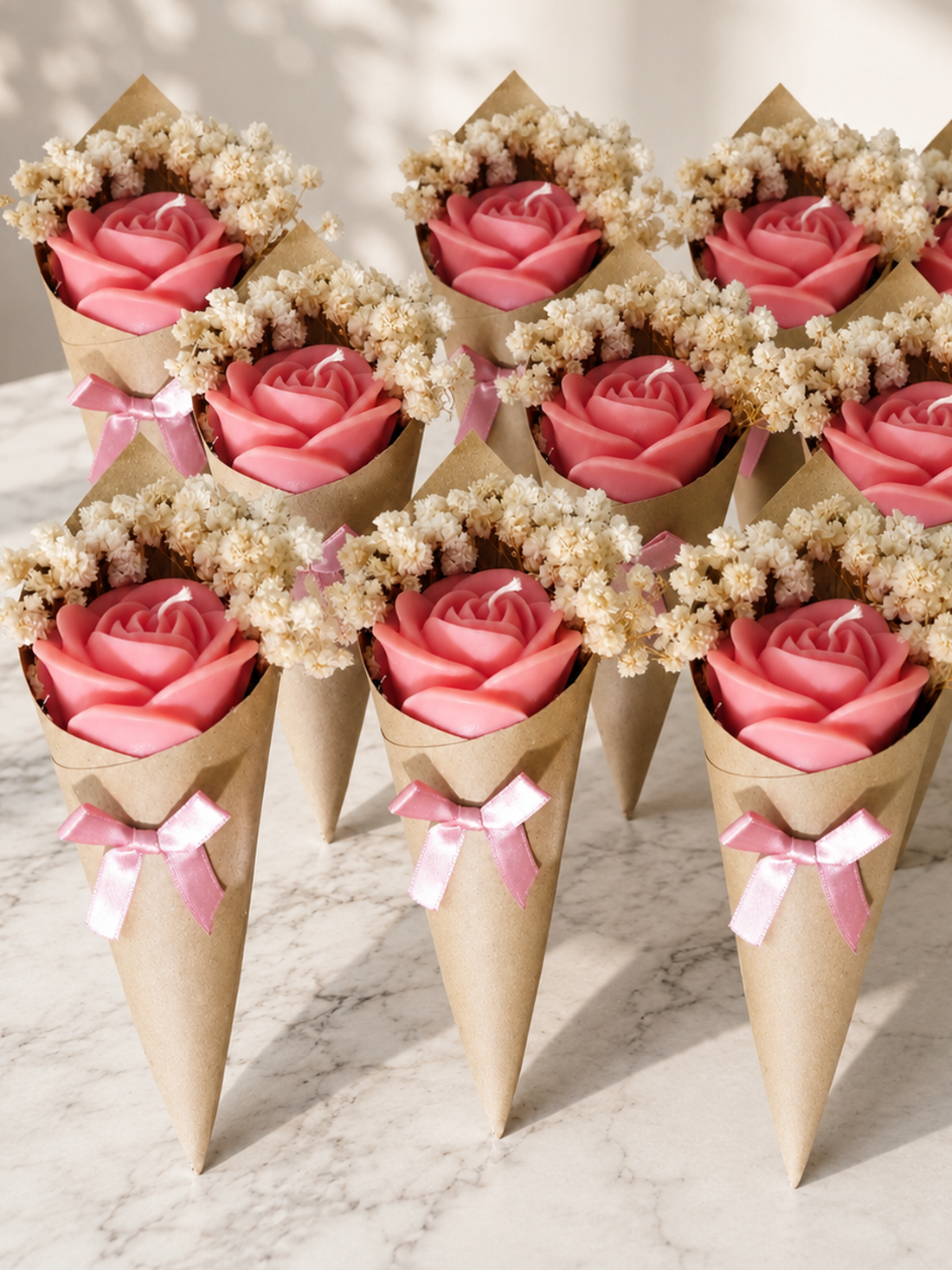 Mini buchet lumânări parfumate din soia, tip con,handmade,început de an școlar,1 aranjament roz, învățătoare, educatoare - casă & stil de viață - decorațiuni de casă - accesorii florale - buchete de flori - Artynos.ro