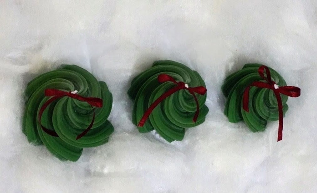 Lumanare parfumata bradut verde, marime M, Craciun, Secret Santa,cadou sarbatori,Mos Nicolae,decor Crăciun - casă & stil de viață - lumânări, parfumuri, arome - ceară parfumată - Artynos.ro