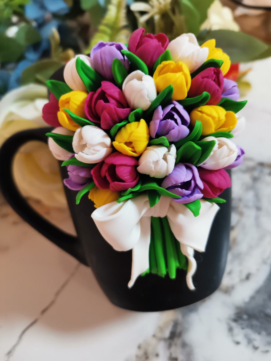 Cana cu lalele din fimo - crăciun - cadouri de moș crăciun - cadouri de moș crăciun - Artynos.ro