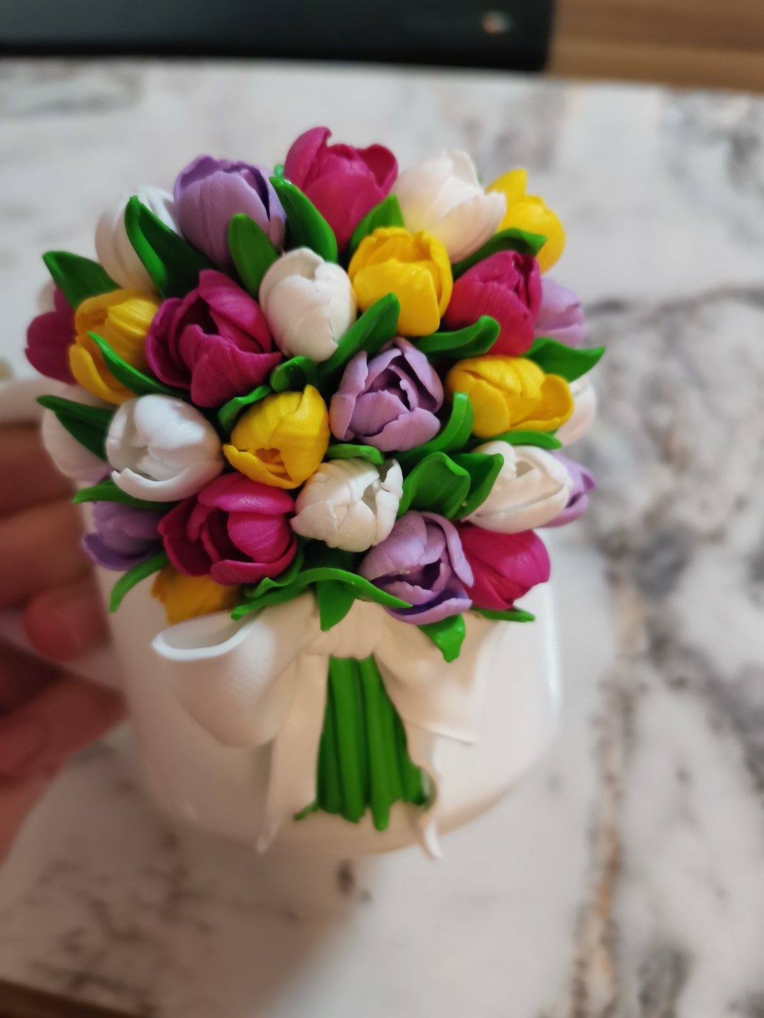 Cana lalele multicolore - accesorii nuntă - amintiri și cadouri de nuntă - cadou nuntă - pahar de nuntă, set de sticlă - Artynos.ro Cana lalele multicolore - accesorii nuntă - amintiri și cadouri de nuntă - cadou nuntă - pahar de nuntă, set de sticlă - Artynos.ro