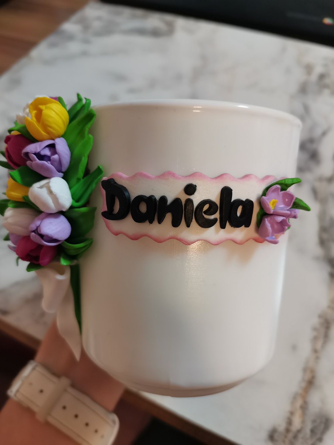 Cana lalele multicolore - accesorii nuntă - amintiri și cadouri de nuntă - cadou nuntă - pahar de nuntă, set de sticlă - Artynos.ro Cana lalele multicolore - accesorii nuntă - amintiri și cadouri de nuntă - cadou nuntă - pahar de nuntă, set de sticlă - Artynos.ro