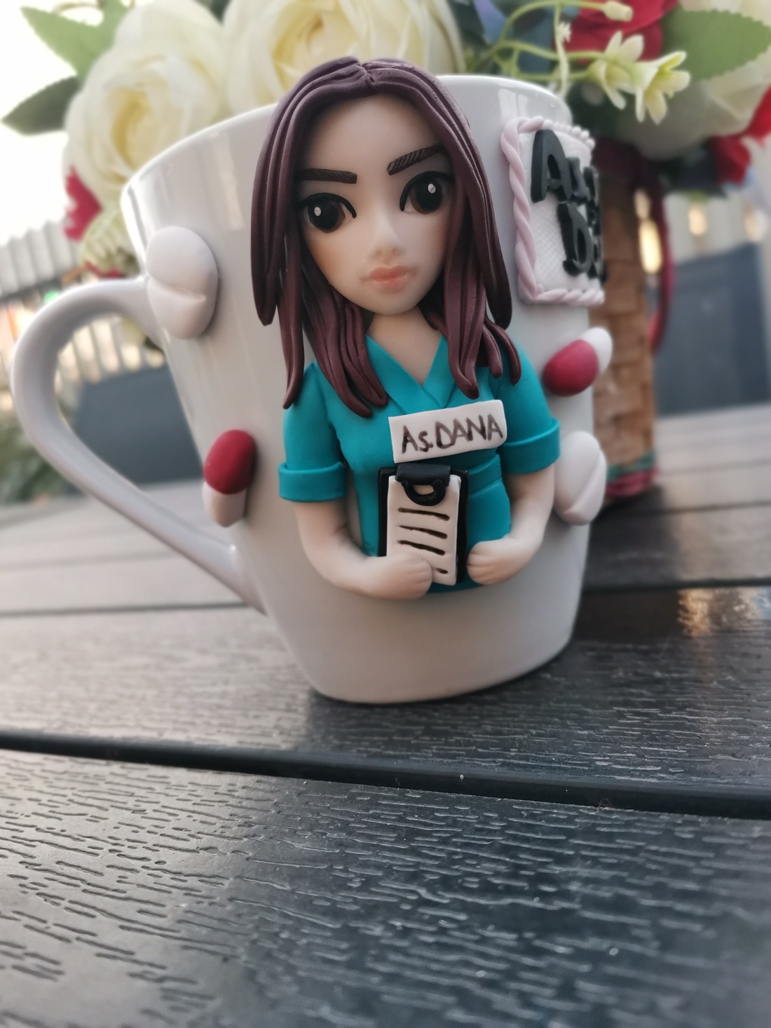 Cana personalizata cu figurina 3d pentru asistenta medicala - casă & stil de viață - seturi de cadou - Artynos.ro