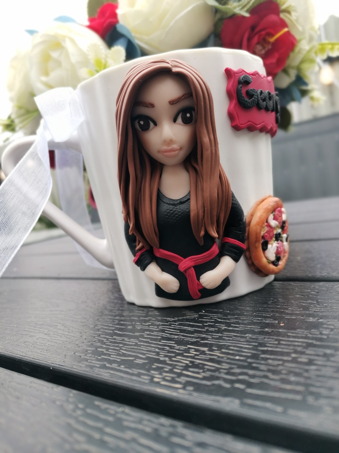 Cana personalizata cu figurina femeie bucatar/pizzerie/restaurant - casă & stil de viață - seturi de cadou - Artynos.ro