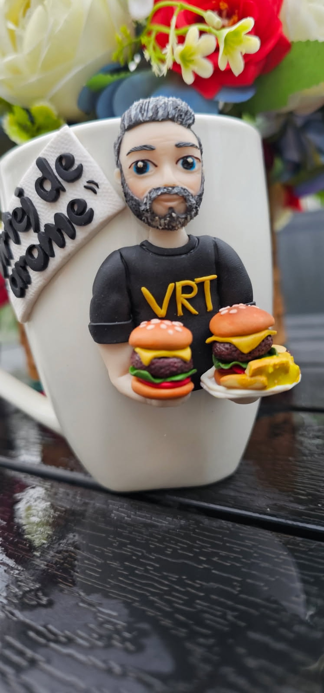 Cana personalizata cu figurina femeie bucatar/pizzerie/restaurant - casă & stil de viață - seturi de cadou - Artynos.ro