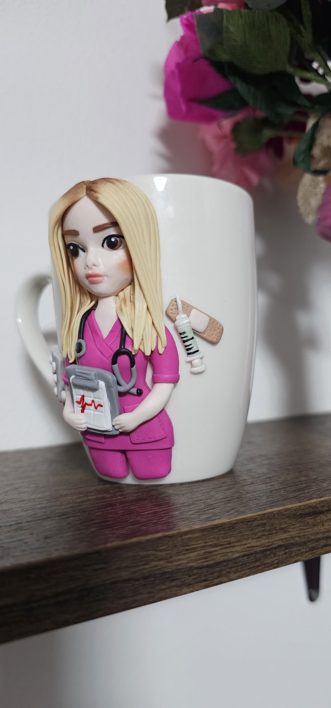 Cana personalizata cu figurina 3d pentru asistenta  - casă & stil de viață - seturi de cadou - Artynos.ro