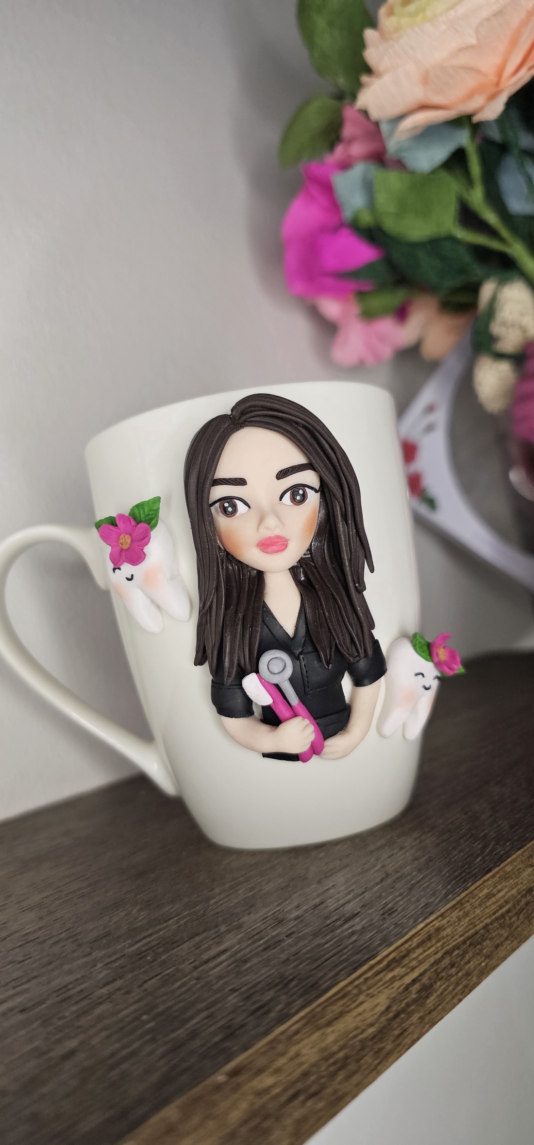 Cana Personalizata cu figurina 3d� Medic Stomatolog si dintisor - casă & stil de viață - echipamente de bucătărie - accesorii de servire - căni - Artynos.ro