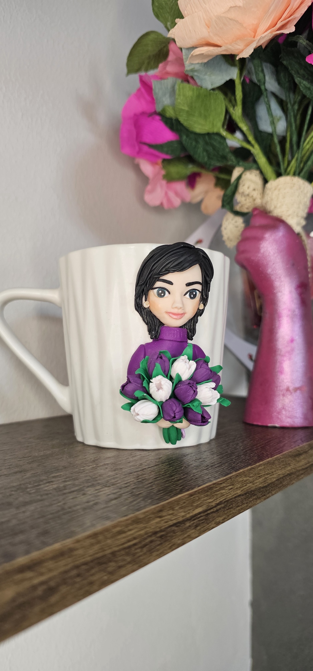 Cana personalizata cu figurina  3d si lalele - casă & stil de viață - seturi de cadou - Artynos.ro