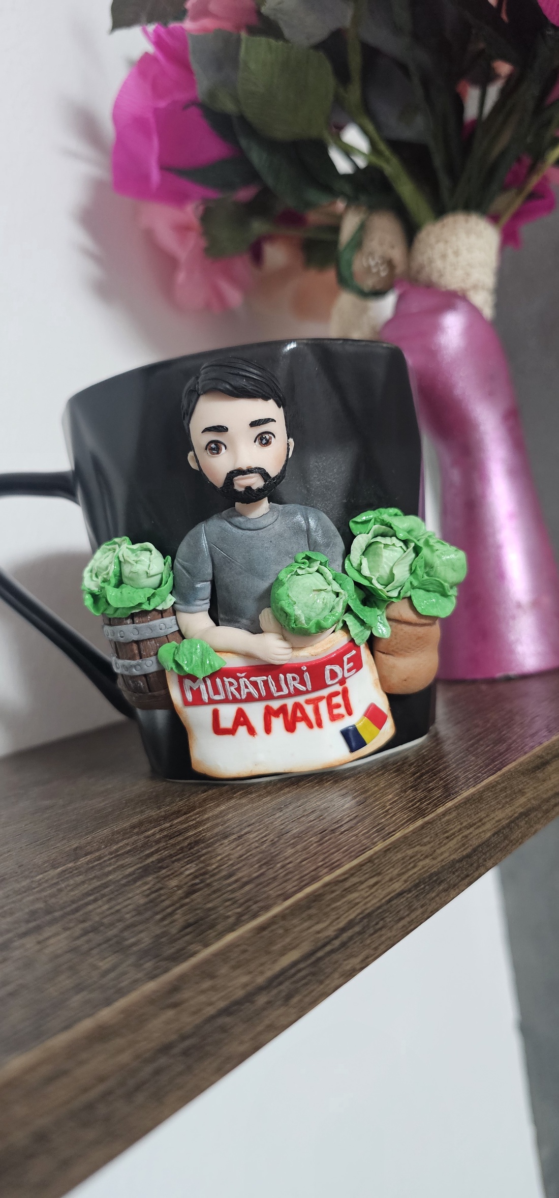 Cana personalizata cu figurina 3d barbat/sot/nas/frate/iubit hobby  - casă & stil de viață - seturi de cadou - Artynos.ro