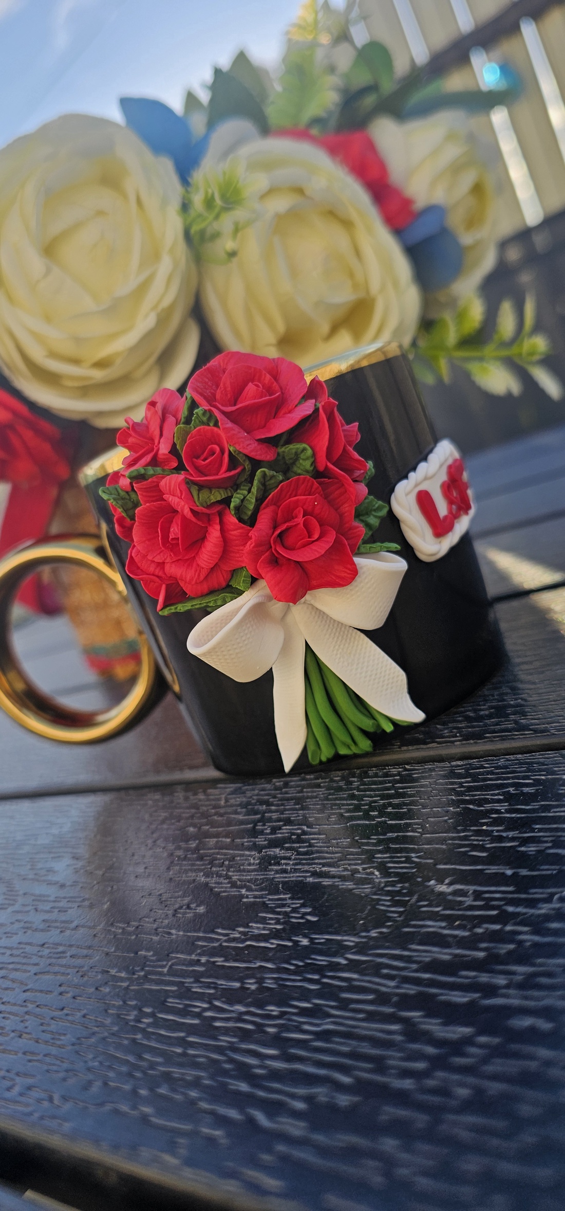 Cana personalizata mix de flori realizata manual margarete/albastrele/bujori/lalele/trandafiri 2 - crăciun - cadouri de moș crăciun - cadouri de moș crăciun - Artynos.ro