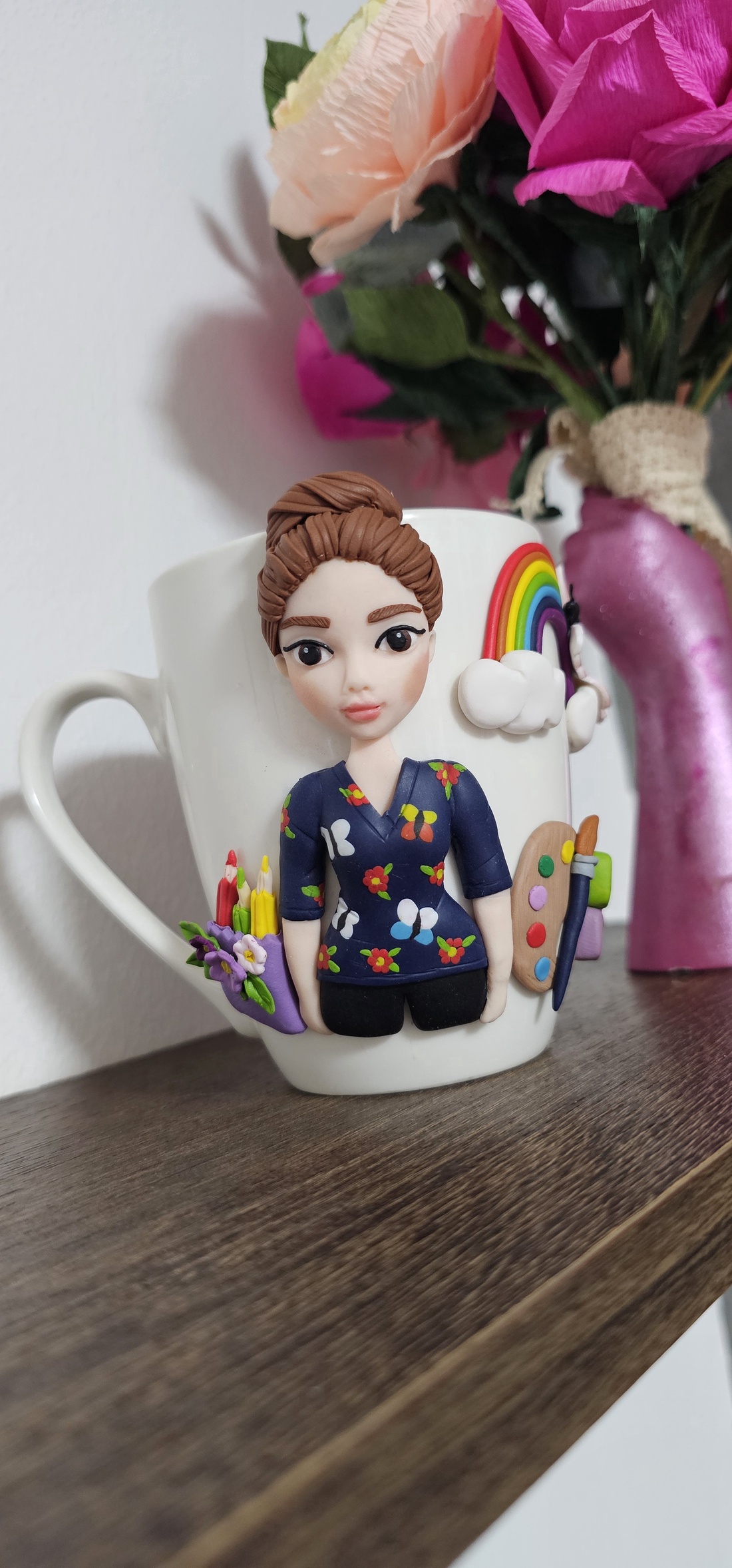 Cana personalizata cu figurina 3d educatoare/invatatoare/profesoara - casă & stil de viață - seturi de cadou - Artynos.ro