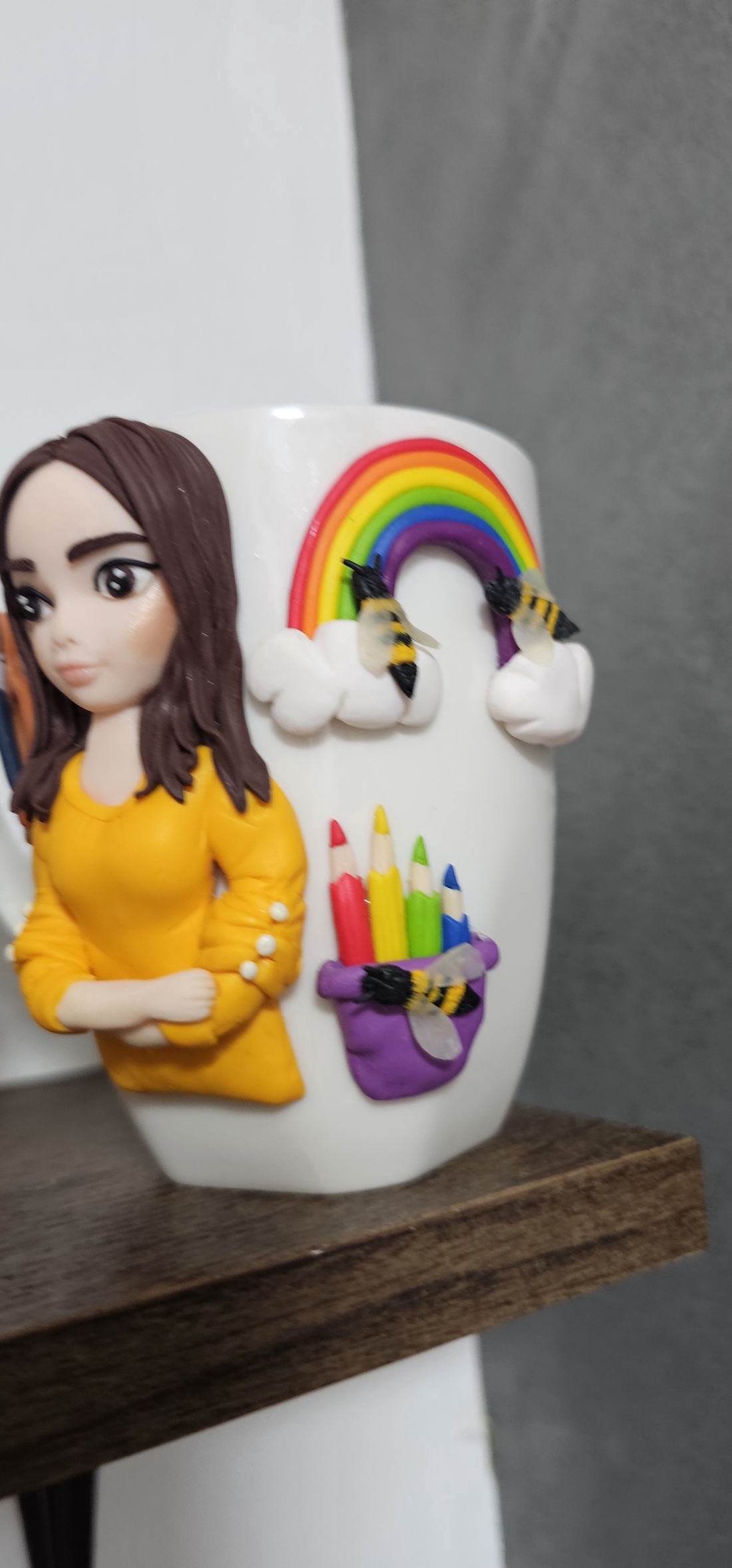 Cana personalizata cu figurina 3d educatoare/invatatoare/profesoara 2 - casă & stil de viață - seturi de cadou - Artynos.ro