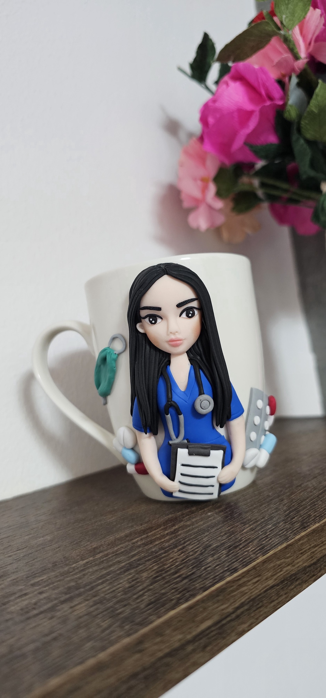 Cana personalizata cu figurina 3d pentru asistenta  - casă & stil de viață - seturi de cadou - Artynos.ro