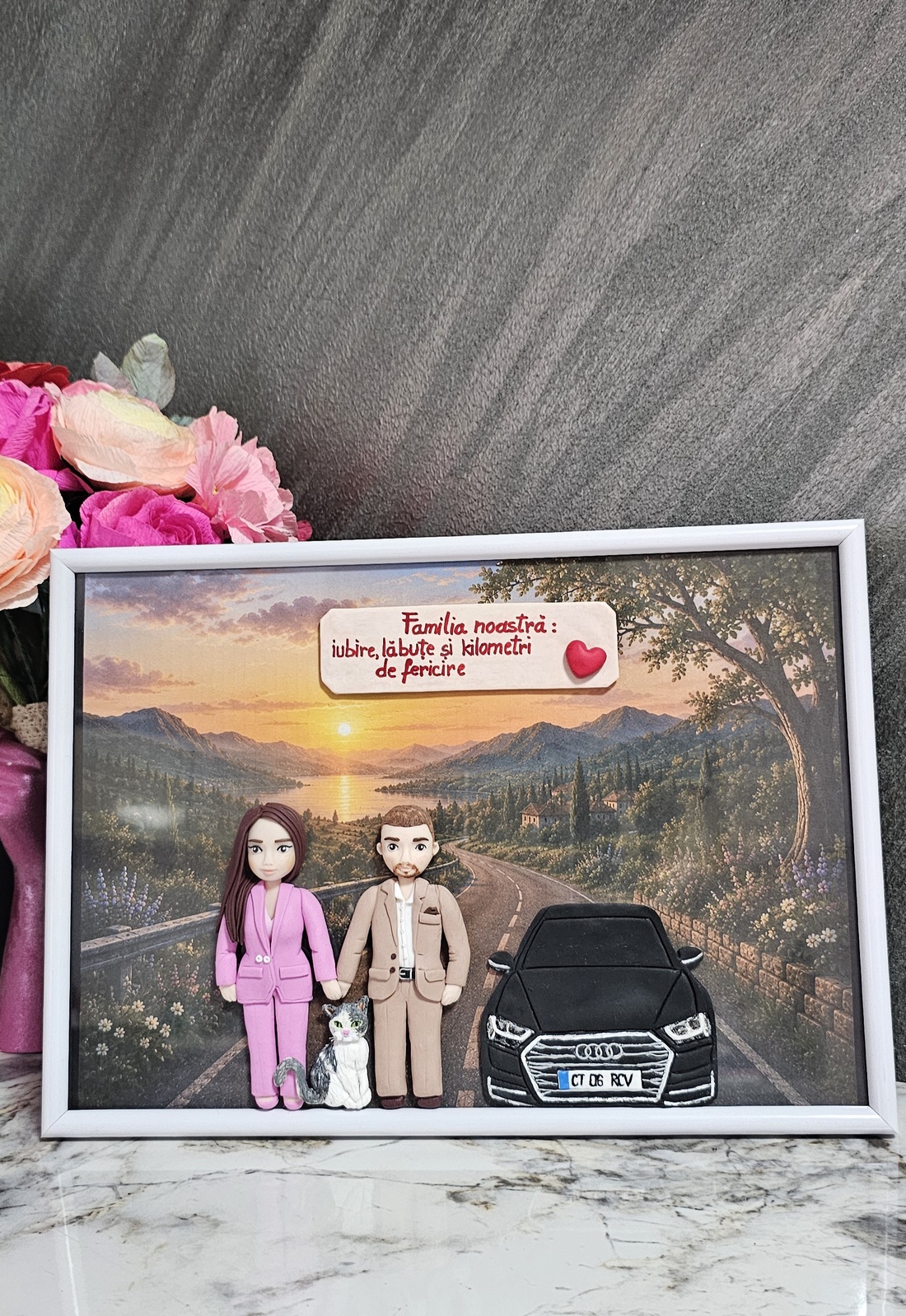Tablou personalizat cu figurine din Fimo - realizat la comanda - casă & stil de viață - decorațiuni de casă - decorațiuni de pereți - tablou cu licheni - Artynos.ro