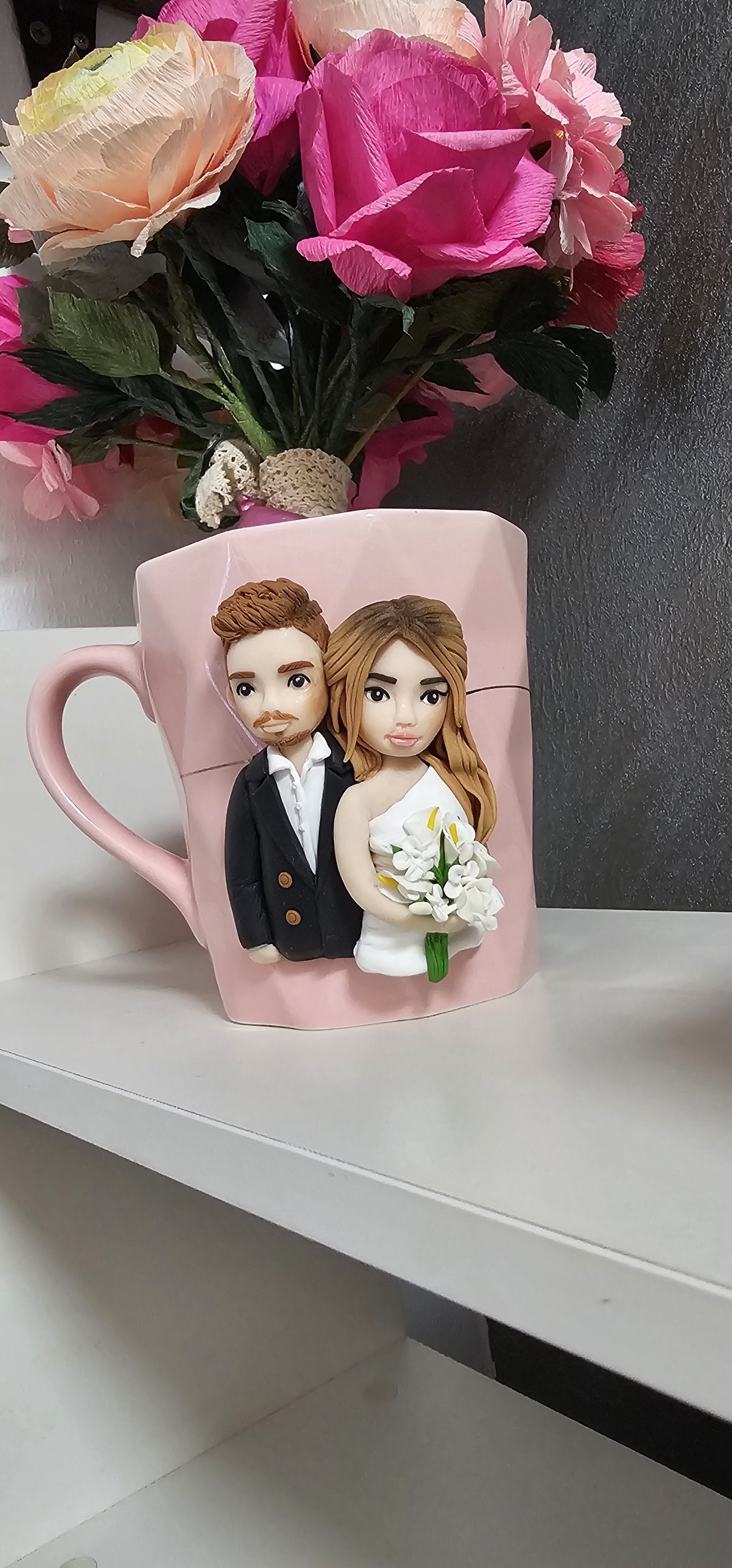 Cana personalizata cu figurine 3d cuplu mire si mireasa - crăciun - moș nicolae - cadouri de moș nicolae - Artynos.ro