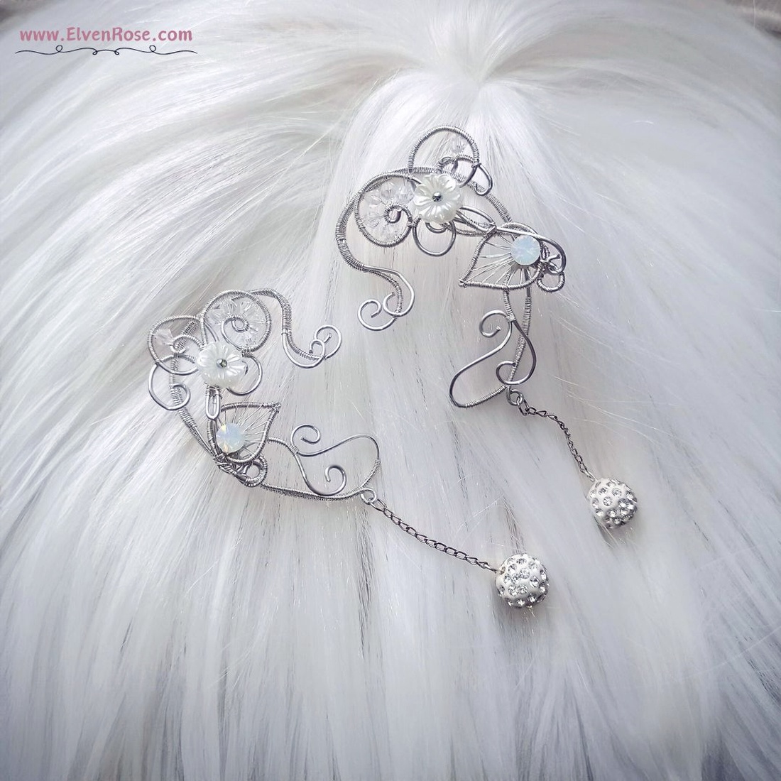 Cercei ear wrap de Mireasa Elven Elegance - bijuterii - cercei - cercei și ornamente pentru urechi - Artynos.ro Cercei ear wrap de Mireasa Elven Elegance - bijuterii - cercei - cercei și ornamente pentru urechi - Artynos.ro