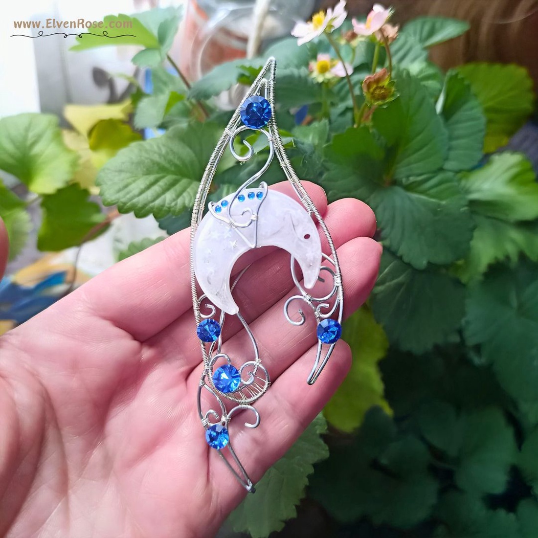 Cercei Elfi Moonwhisper - bijuterii - cercei - cercei și ornamente pentru urechi - Artynos.ro Cercei Elfi Moonwhisper - bijuterii - cercei - cercei și ornamente pentru urechi - Artynos.ro