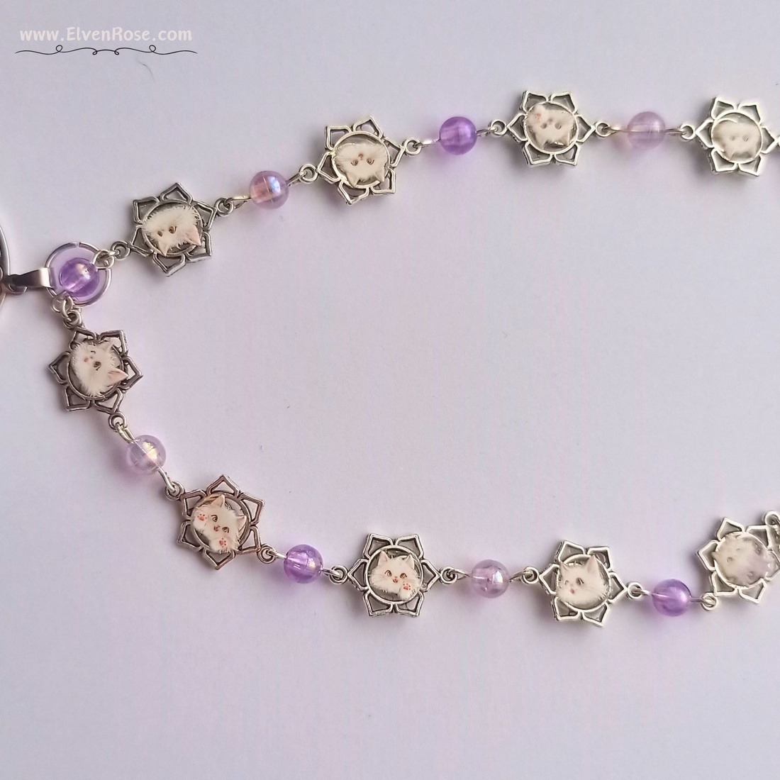 Colier Moonlit Paws - bijuterii - coliere - coliere cu pandantive - Artynos.ro Colier Moonlit Paws - bijuterii - coliere - coliere cu pandantive - Artynos.ro
