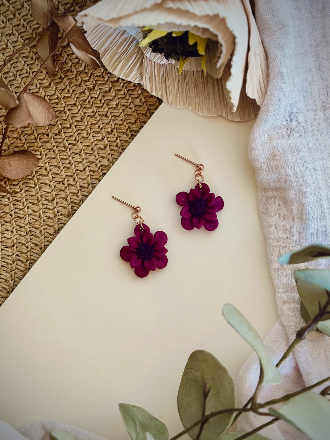 Cercei Argila - Wine Petals - bijuterii - cercei - cercei cu figurine - Artynos.ro