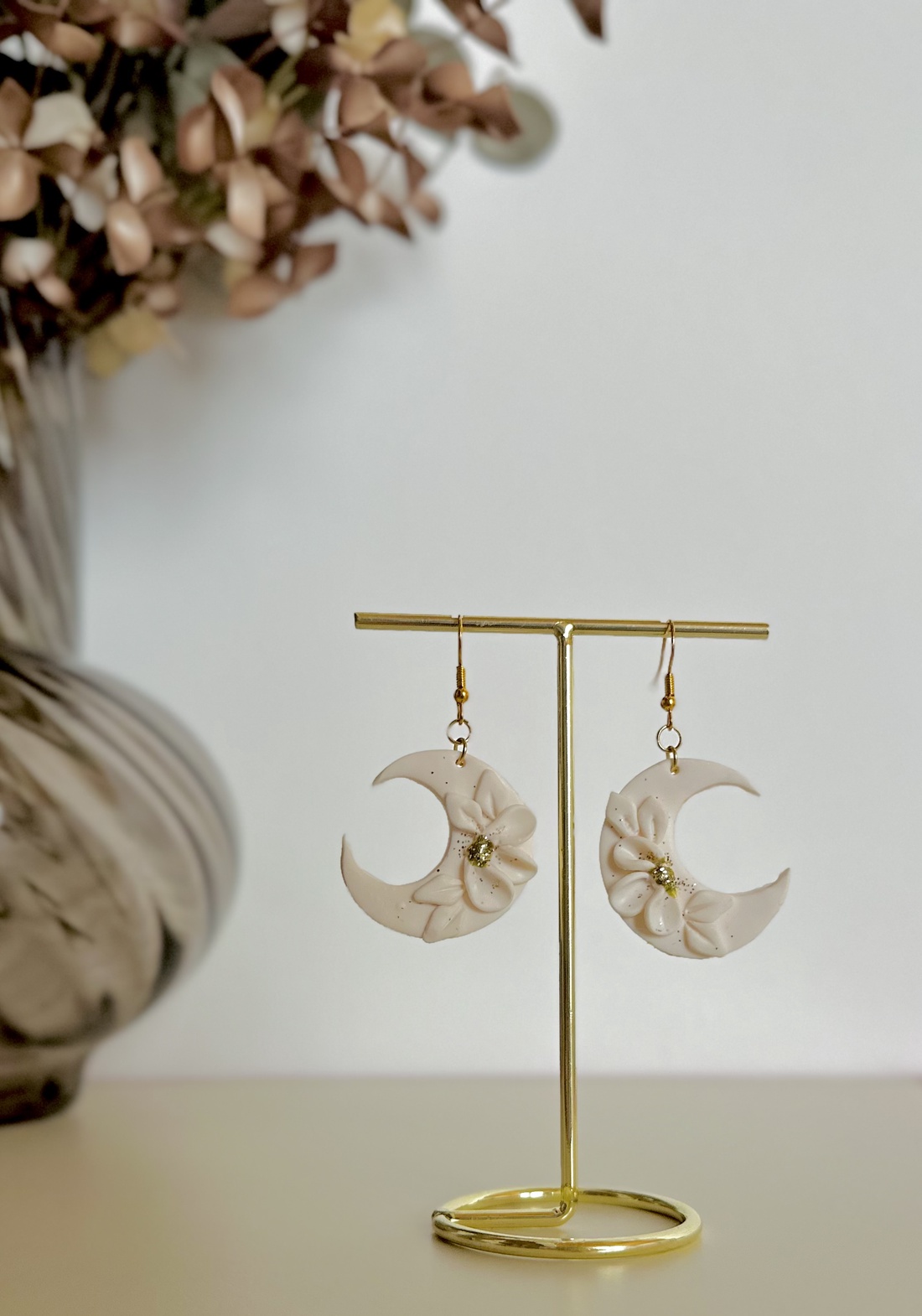 Cercei Argila - Luna de Catifea - bijuterii - cercei - cercei cu figurine - Artynos.ro