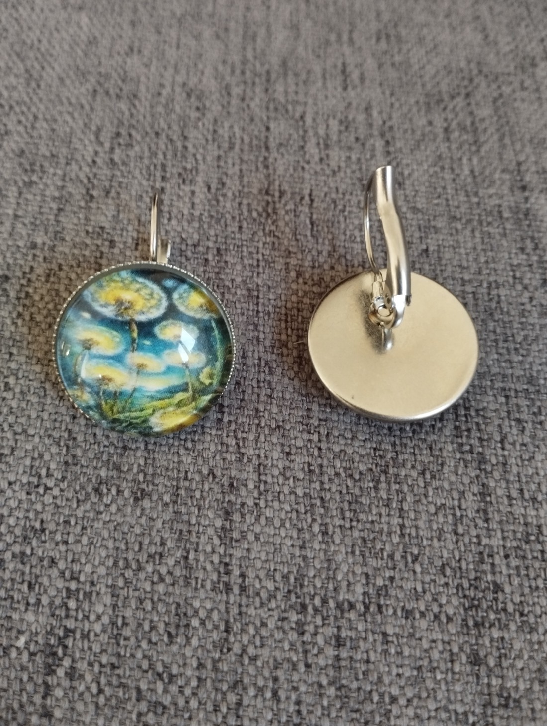 Cercei inspirați de Van Gogh cu fitinguri din oțel medical - - Artynos.ro Cercei inspirați de Van Gogh cu fitinguri din oțel medical - - Artynos.ro