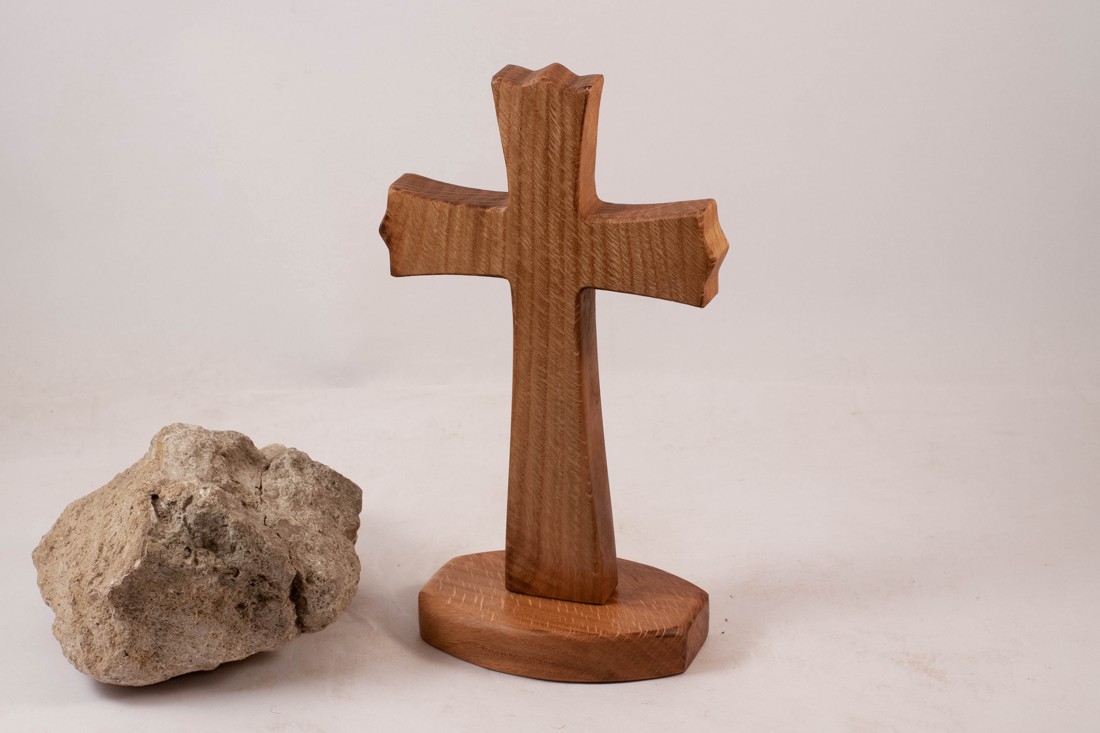 Cruce plată din lemn, cruce de masă  -  - Artynos.ro