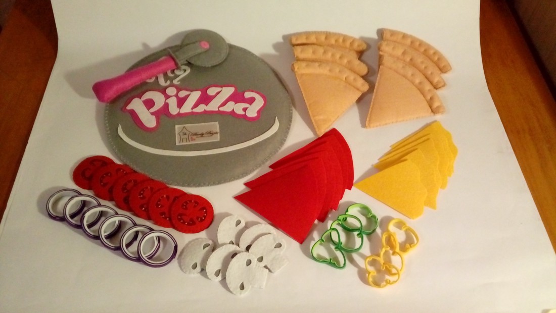 Farfurii din pâslă (set de făcut pizza) - - Artynos.ro Farfurii din pâslă (set de făcut pizza) - - Artynos.ro
