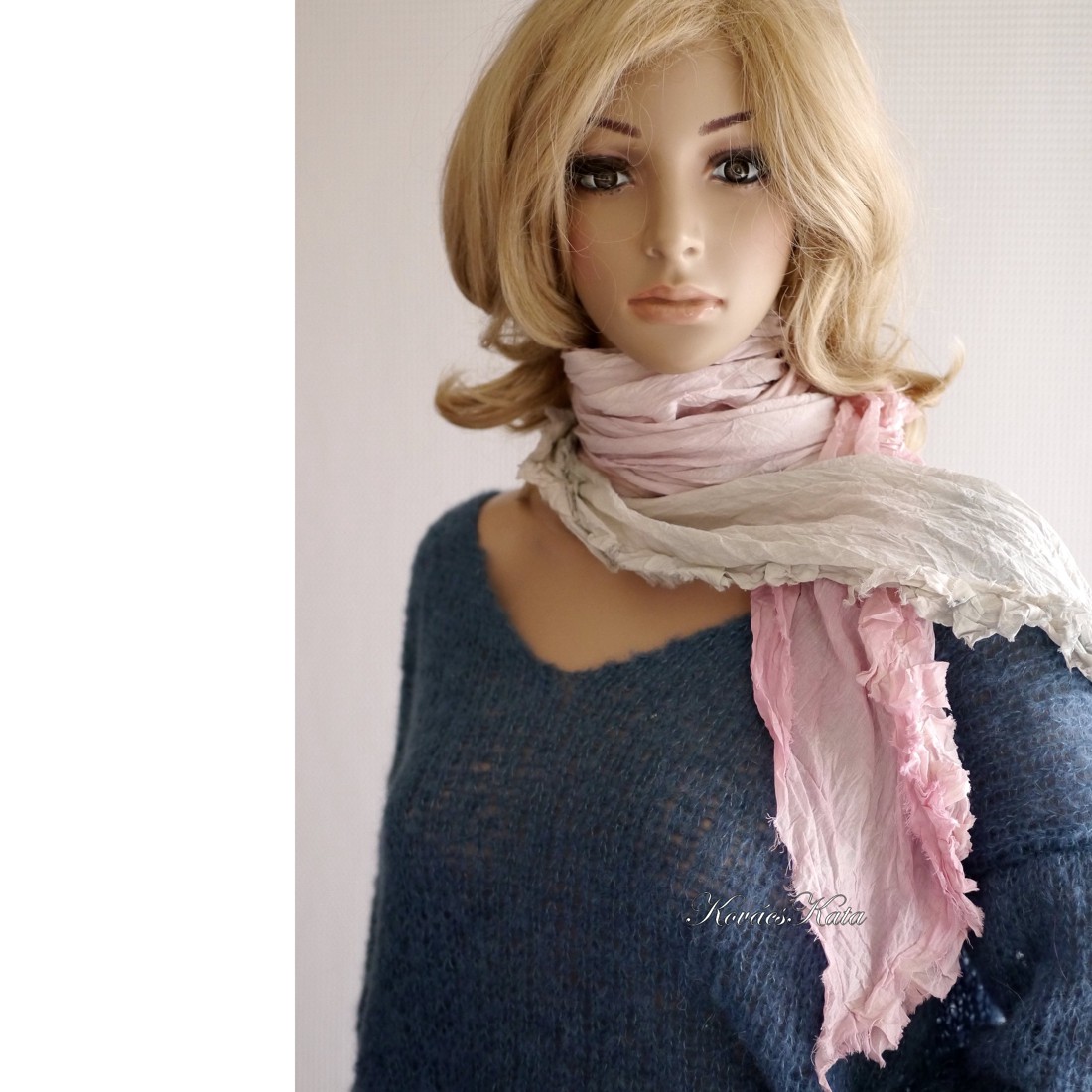 SYROME SCARLING / gri-roz - batik fular lung cu volane - îmbrăcăminte și modă - eșarfe, pălării, fularuri - eșarfe - Artynos.ro