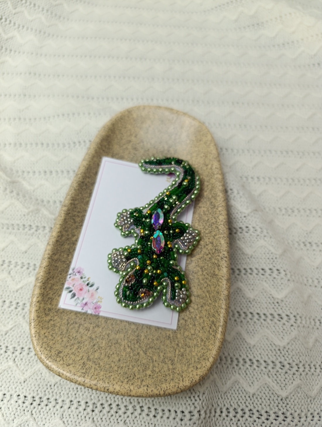 Broșă șopârlă  - bijuterii - mărțișor - Artynos.ro