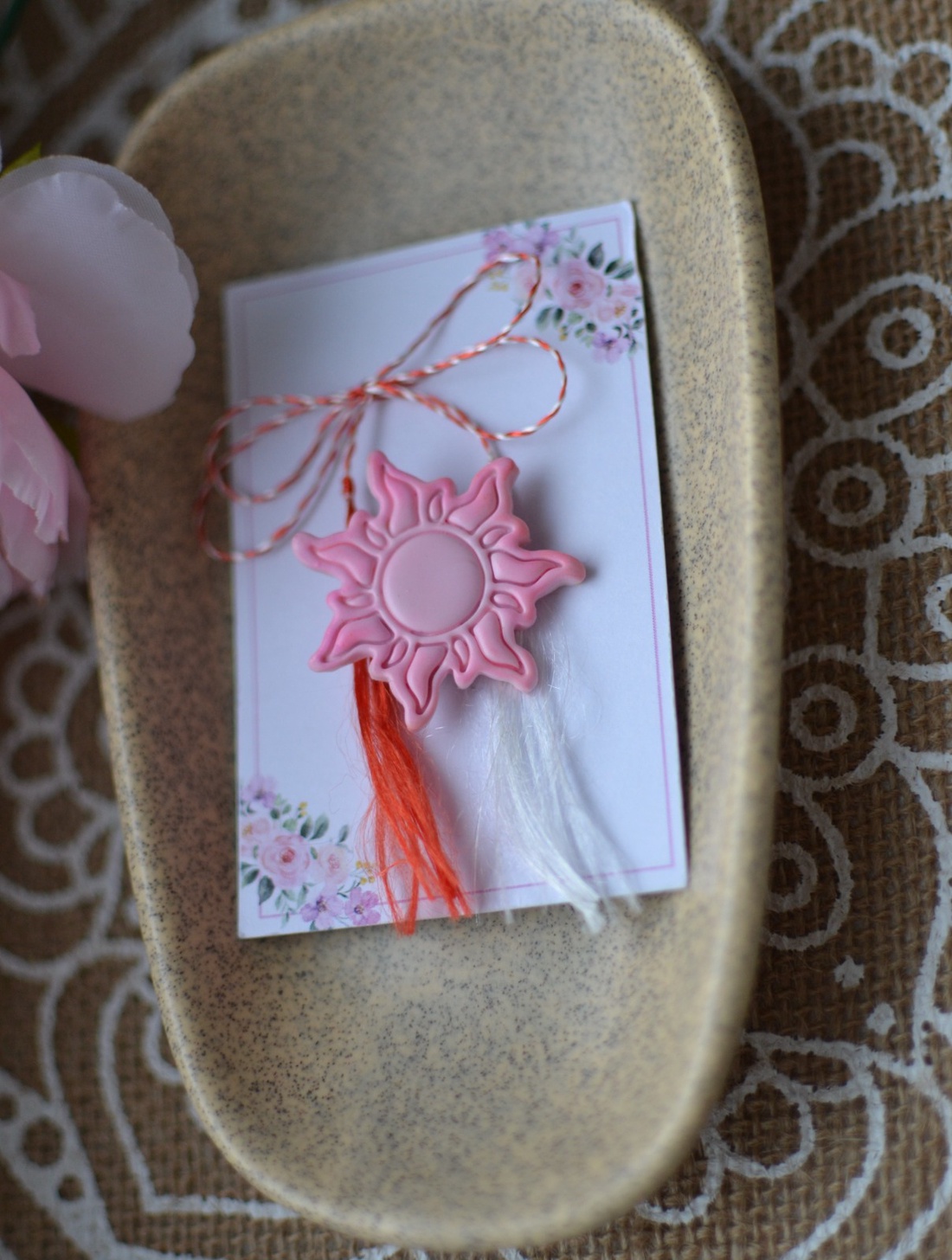 Mărțișor soare roz - bijuterii - mărțișor - Artynos.ro