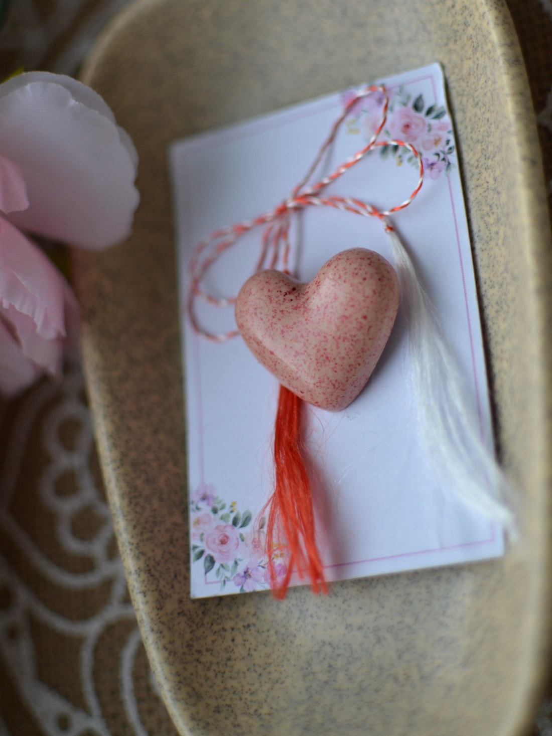 Mărțișor bombonică  - bijuterii - mărțișor - Artynos.ro