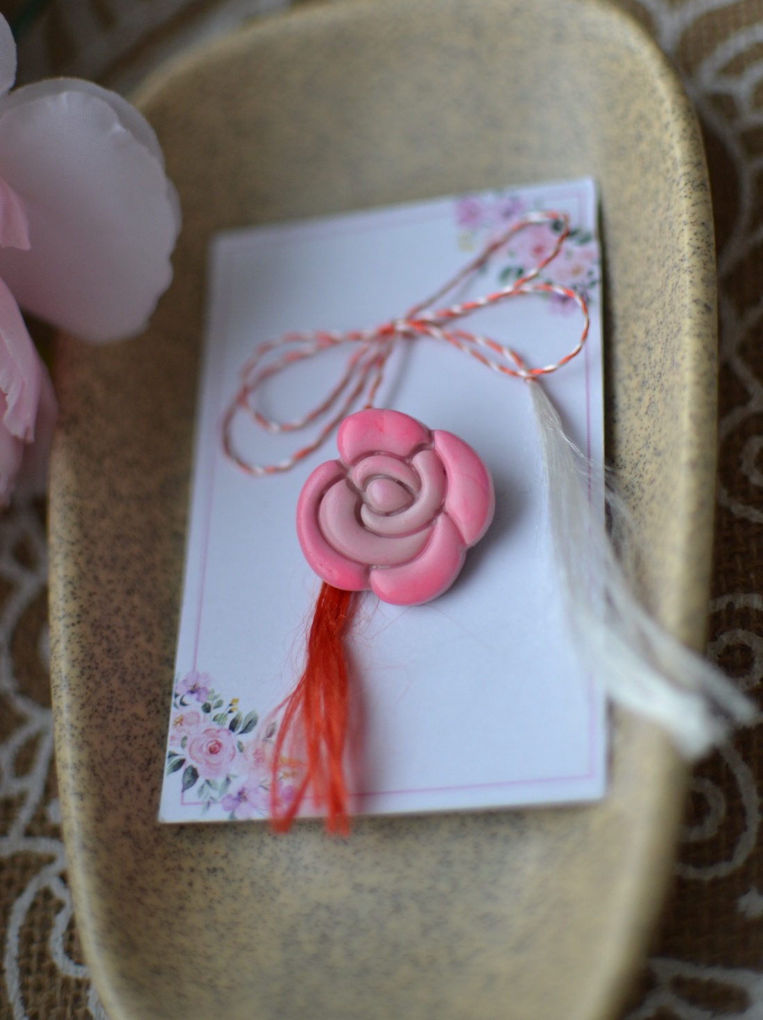 Mărțișor trandafir  - bijuterii - mărțișor - Artynos.ro