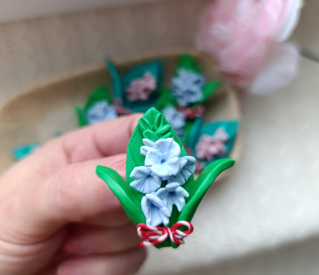 Mărțișor zambilă  - bijuterii - mărțișor - Artynos.ro